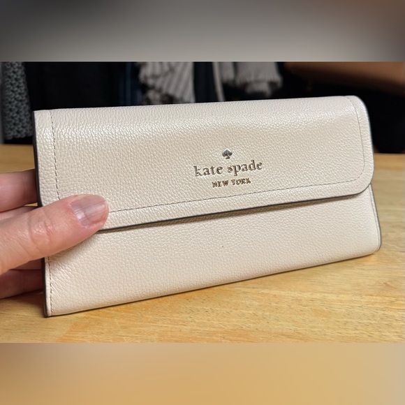 kate spade White Leather Rosie Wallet - Picture 10 of 11